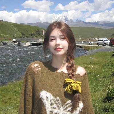 抓着彩虹的男人